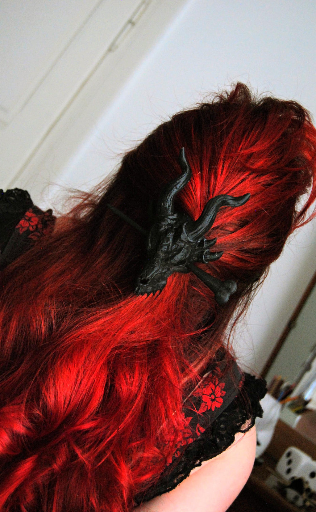 Pique a cheveux dragon squelette - vue de dessus - OtterCraft