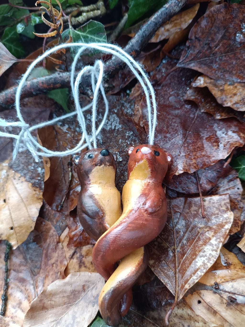 Sculpture loutres amoureuses - vue de cote - OtterCraft