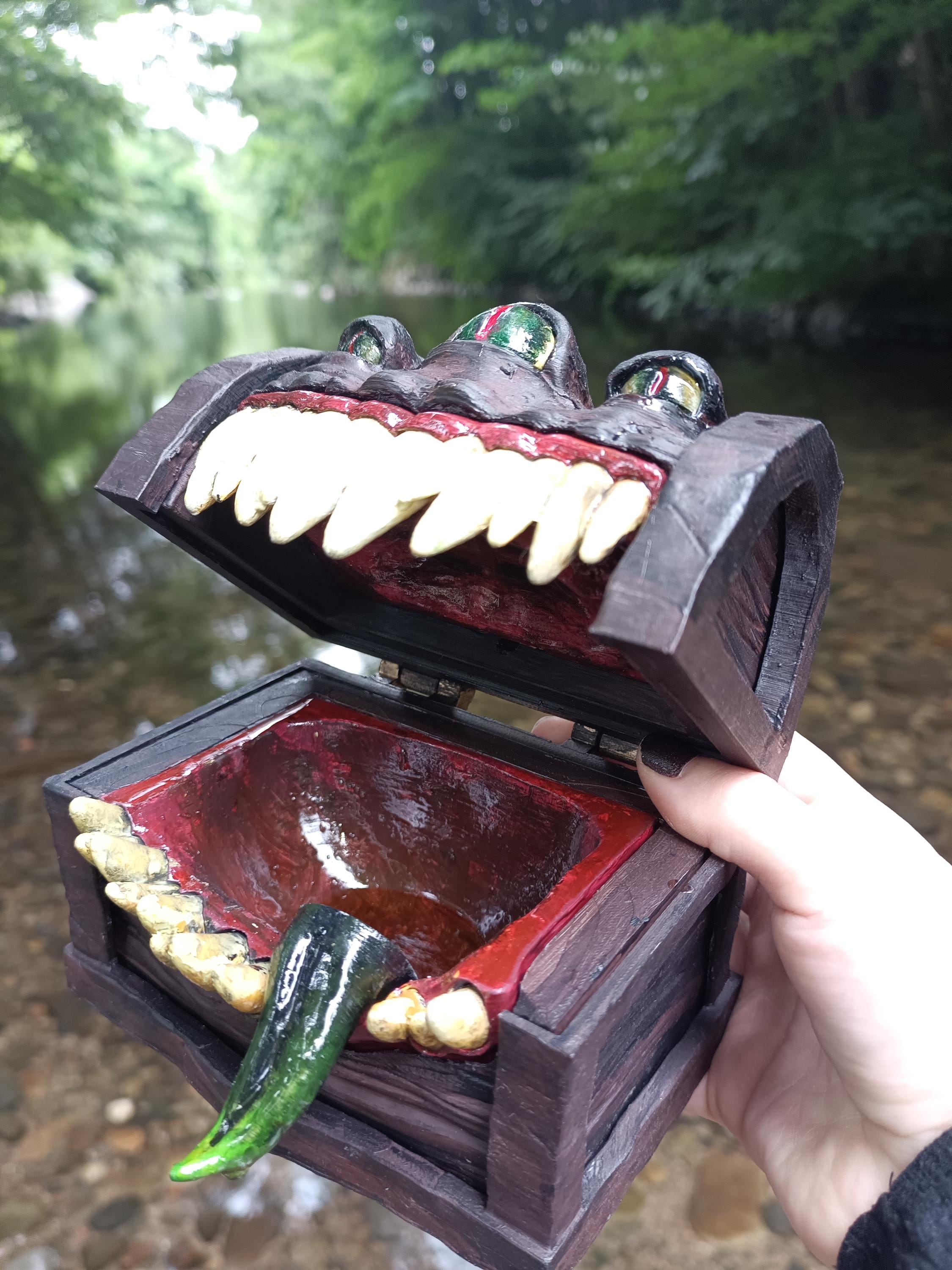 Mimic Box dark fantasy - vue de cote - OtterCraft
