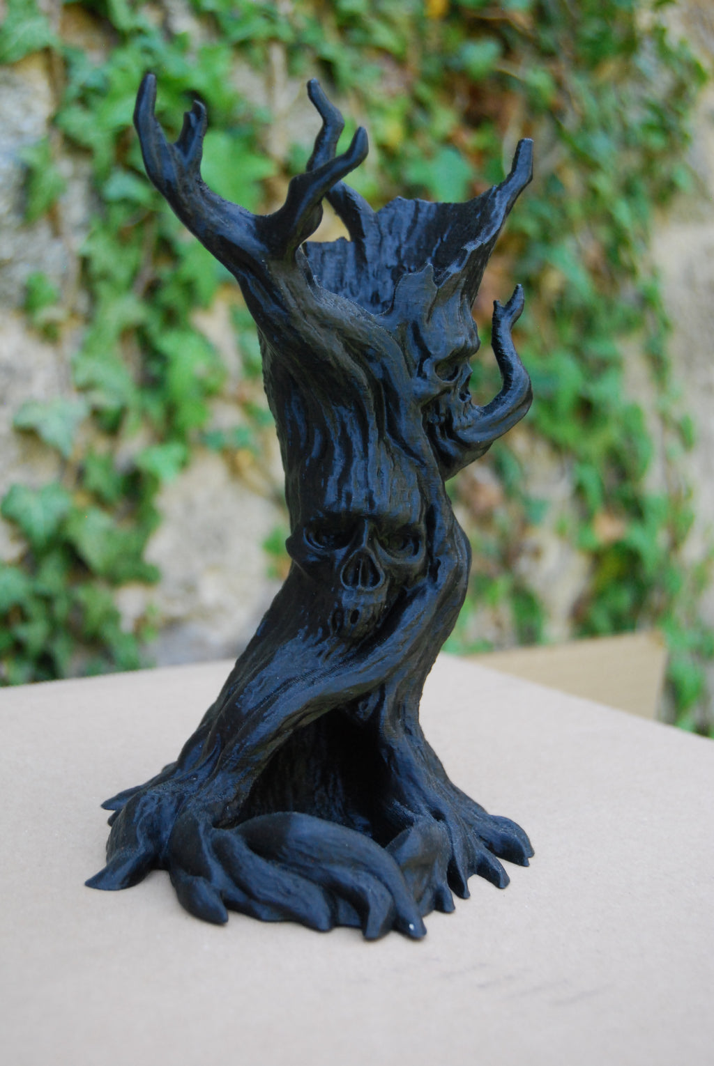 Dice tower le chêne des murmures